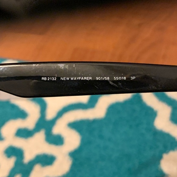 Ray-Ban Sunglasses - Picture 4 of 4